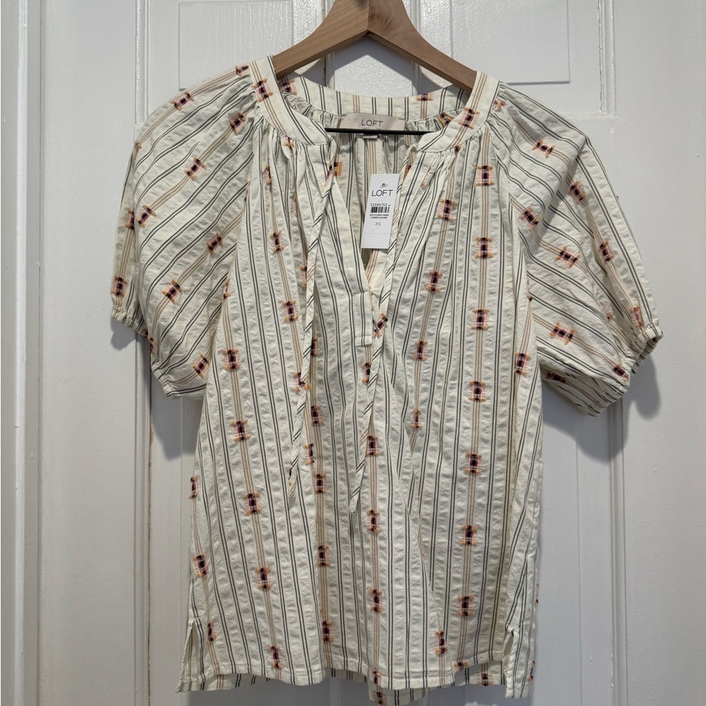 NWT LOFT Clip Blouse